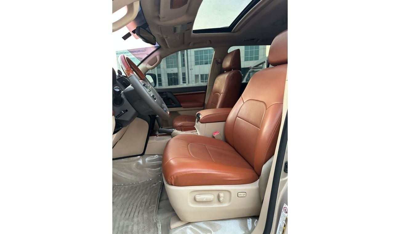 تويوتا لاند كروزر GXR 4.0L (271 HP) AWD