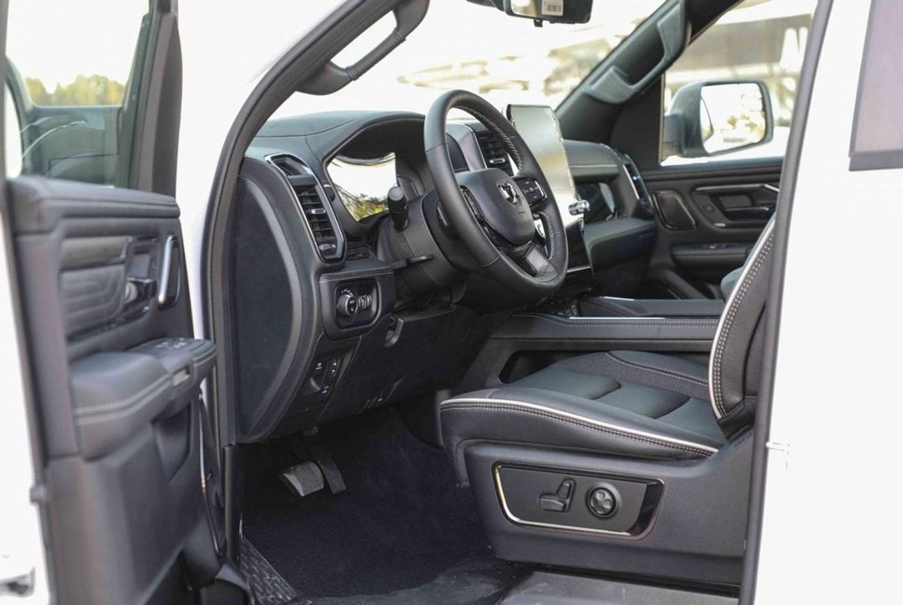 RAM 1500 2025 RAM 1500 LIMITED "Night Edition" 3.0L V6 - GCC - BILLET SILVER inside Black | Export Only