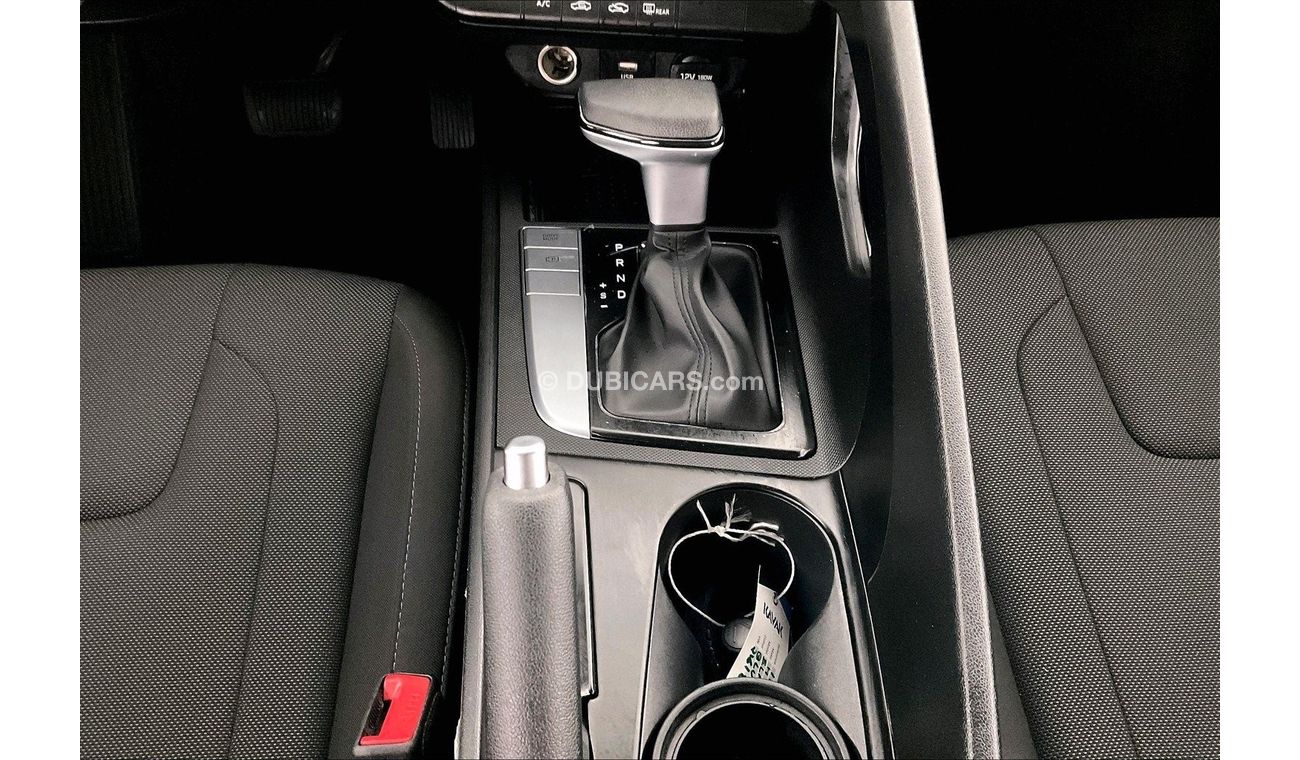 Hyundai Elantra Smart