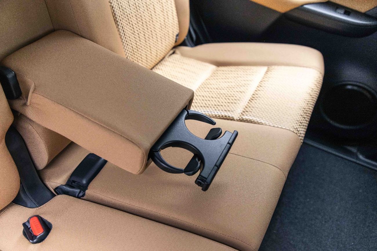 تويوتا فورتونر EXR 2.7L - Attitude Black Inside Sand Beige | Export
