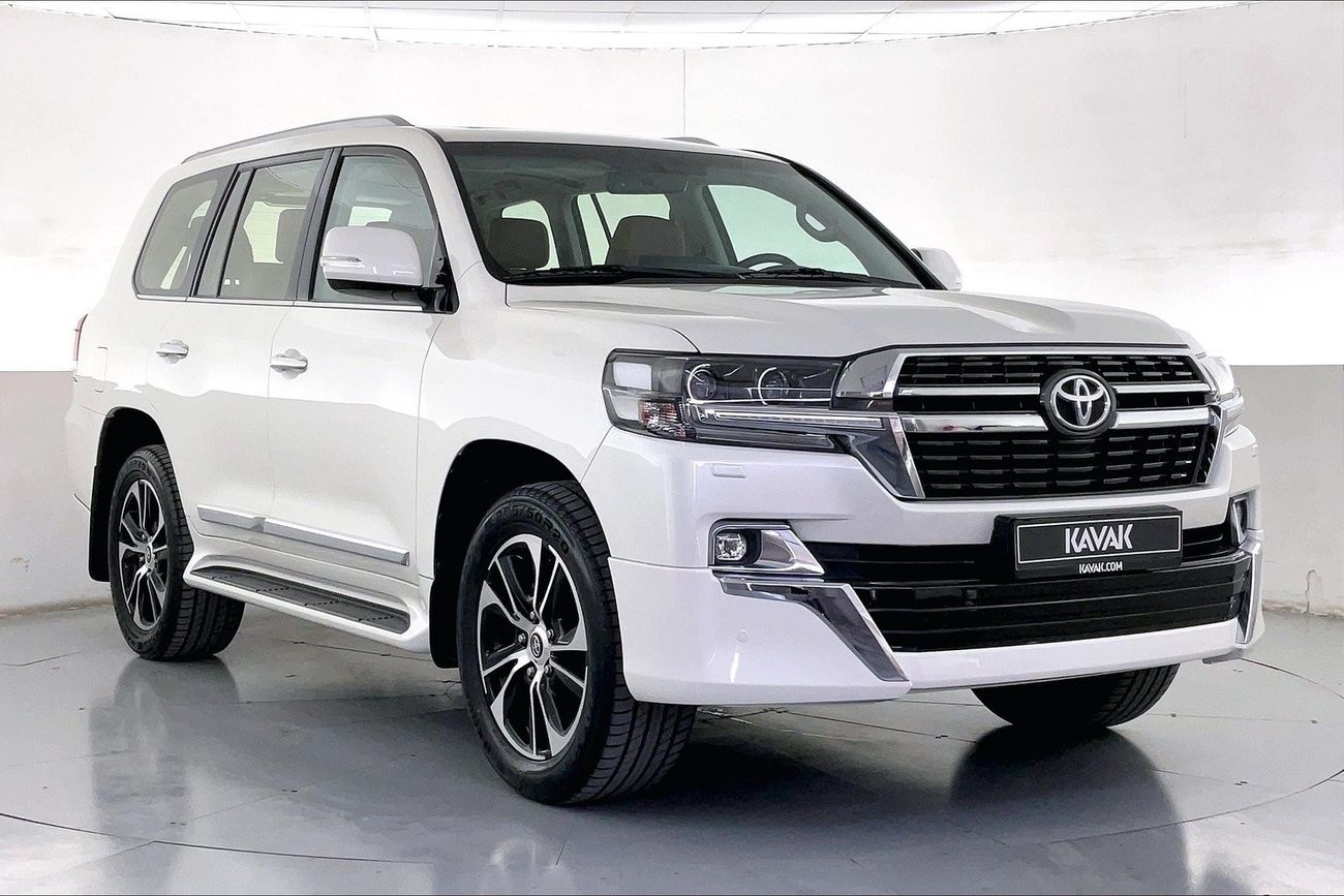 تويوتا لاند كروزر GXR GT | ضمان مجاني لمدة عام | 0 دفعة أولى