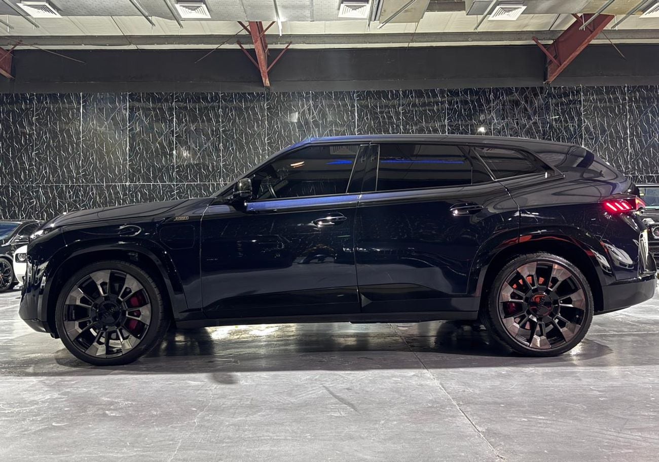 بي أم دبليو XM 4.4L, Twin Turbo V8 +Electric motor,653Hp,8-Speed Automatic ,AWD