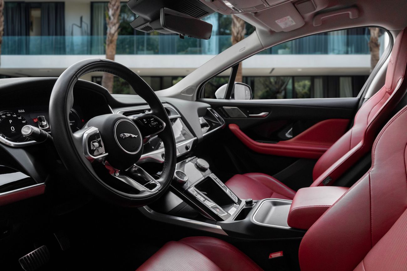 Jaguar I Pace I-Pace SE EV400 | 2,546 P.M | 0% Downpayment | AGENCY WARRANTY