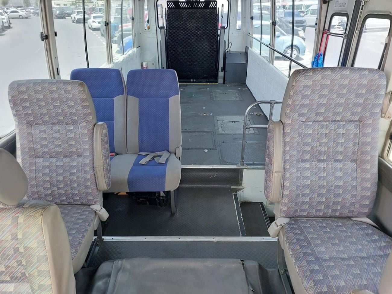 Nissan Civilian 2002 NISSAN CIVILIAN BUS RHD DIESEL AUTOMATIC(PM20019)