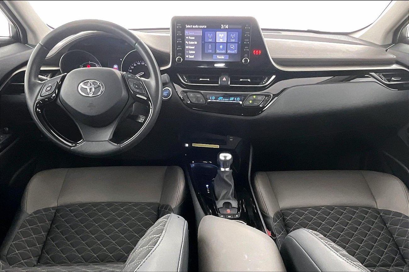 تويوتا CHR VX | شامل الضمان | 0 ﺪﻔﻋﺓ ﺃﻮﻟﻯ