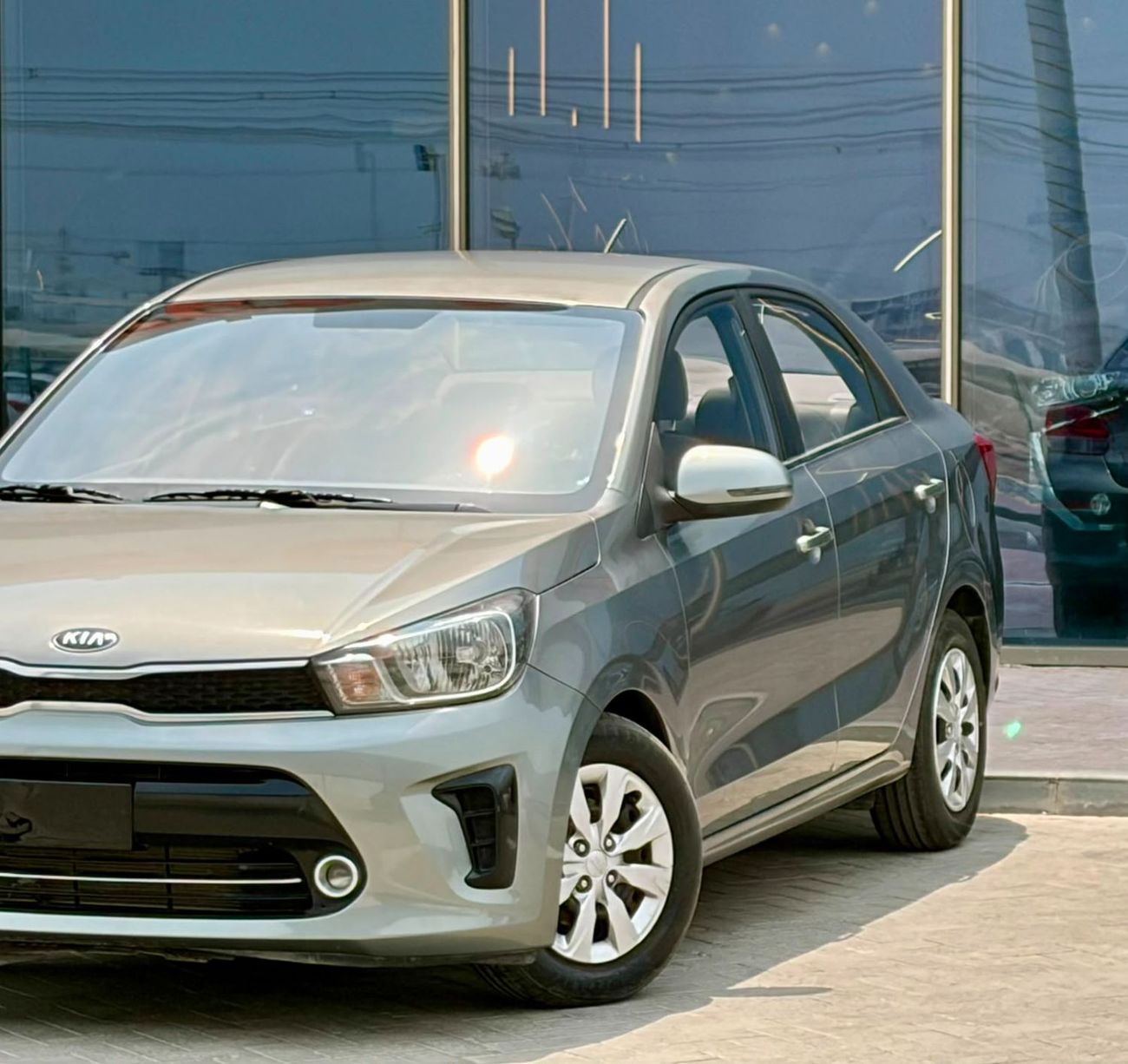 Kia Pegas EX 370/- Monthly l GCC l Cruise, Camera, GPS I Accident Free