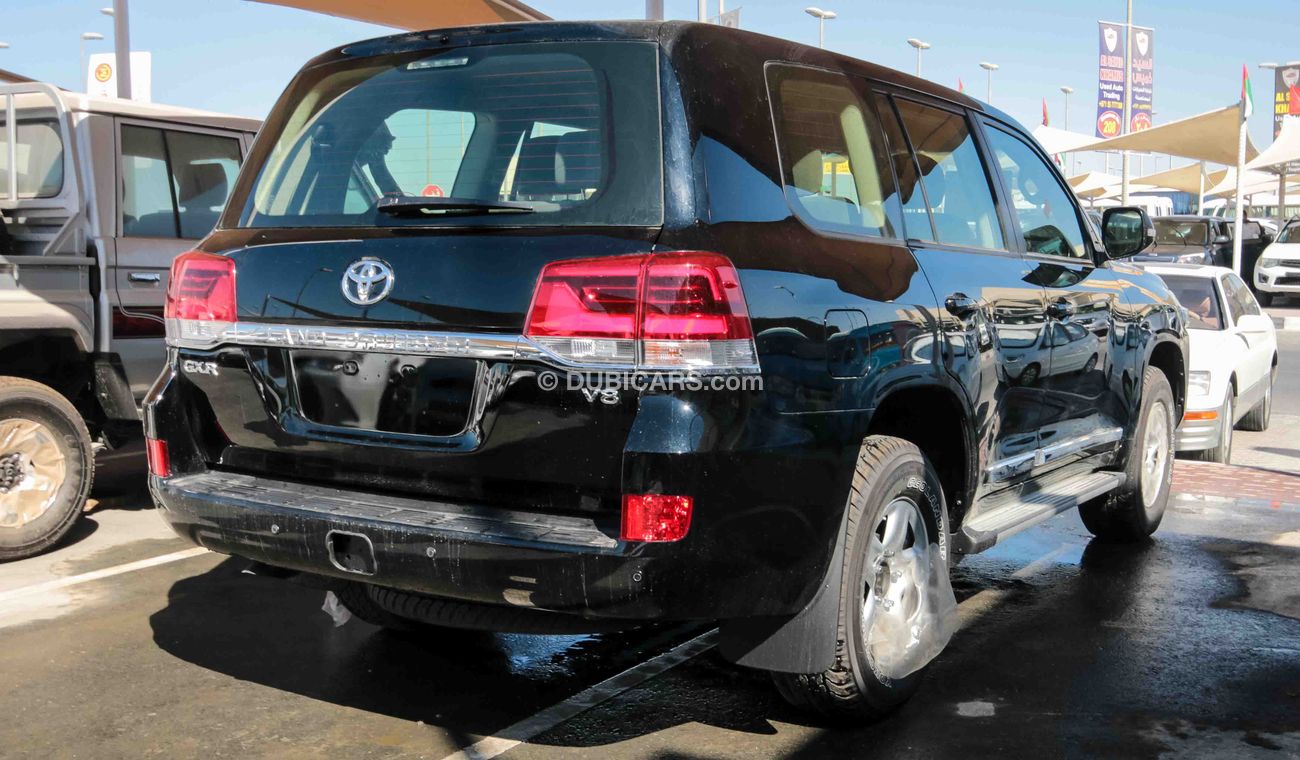 Toyota Land Cruiser GXR V8 Diesel