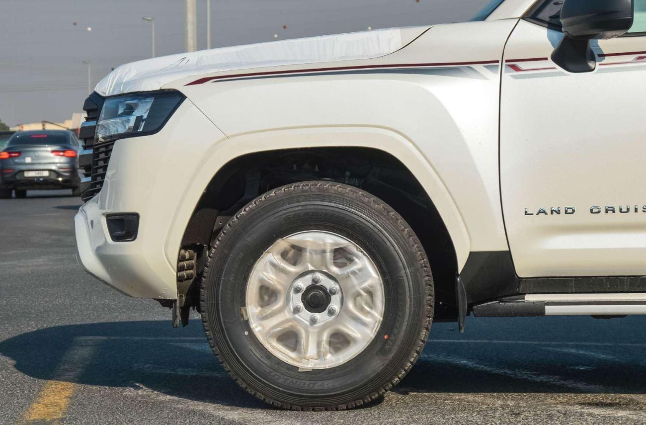 تويوتا لاند كروزر TOYOTA LAND CRUISER 4.0L V6 4WD PETROL SUV 2026