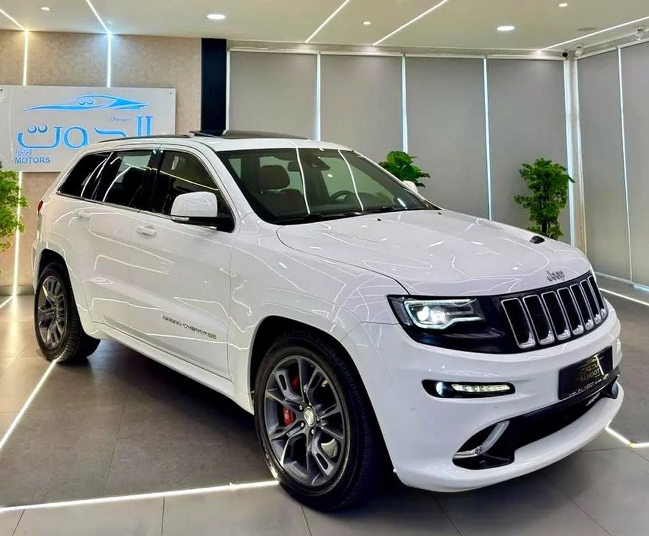 جيب جراند شيروكي SRT BEST SRT V8 || GCC || TOP OPTIONS || AMAZING CONDITION || RECENTLY SERVICED