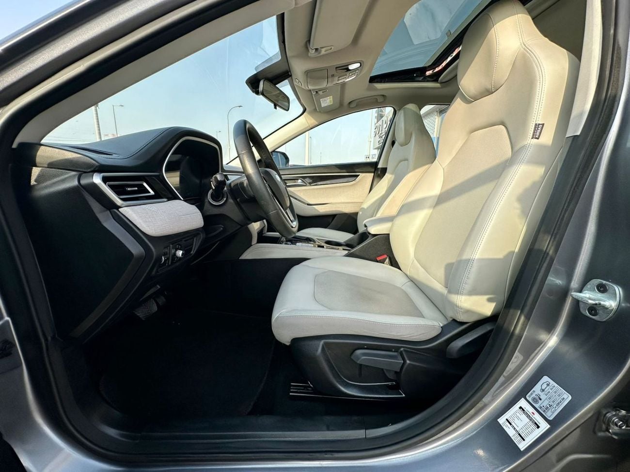 JAC J7 535-Monthly l GCC l Cruise, Sunroof, Leather Seats l Accident Free