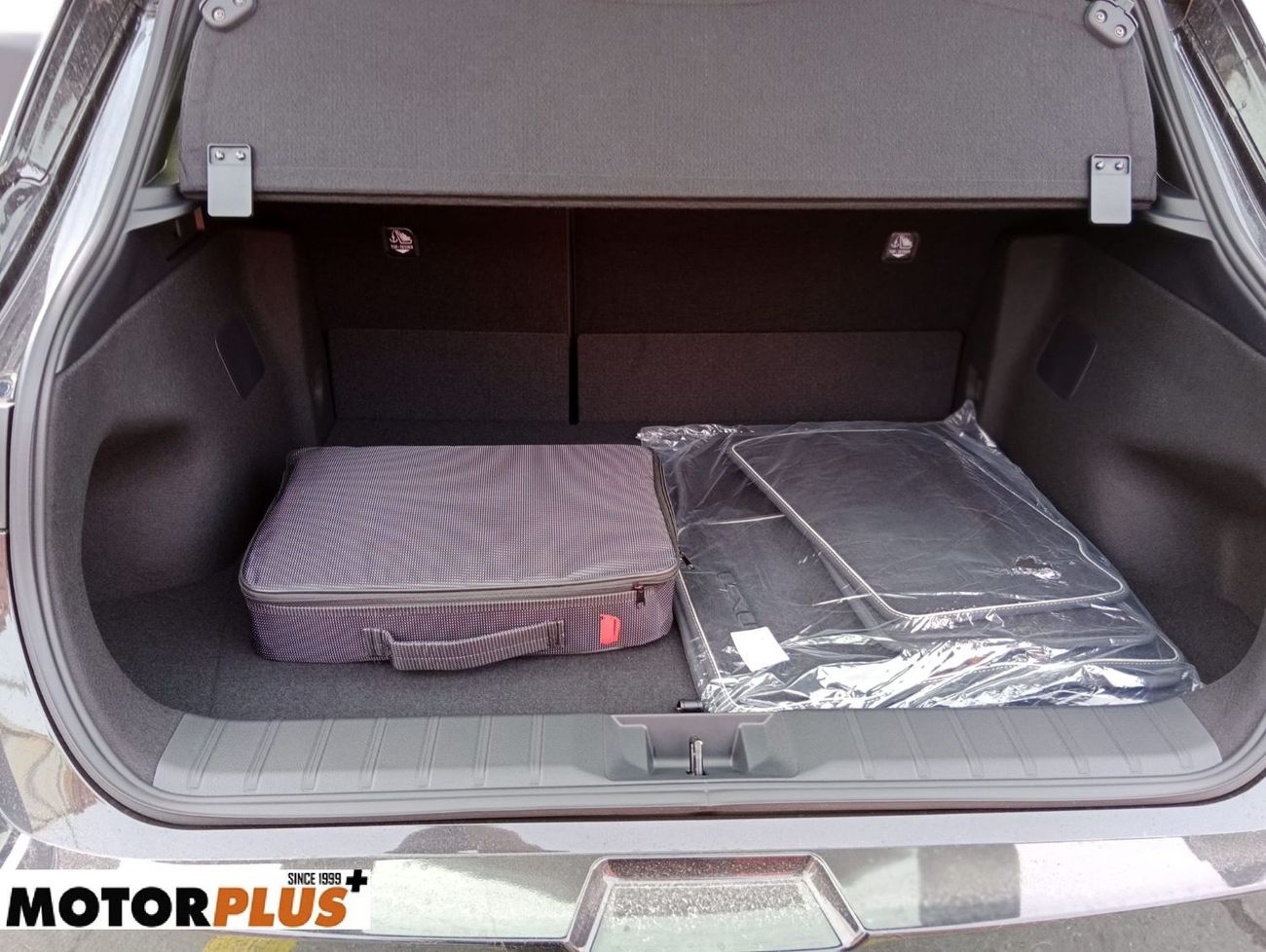 Lexus LBX For Export