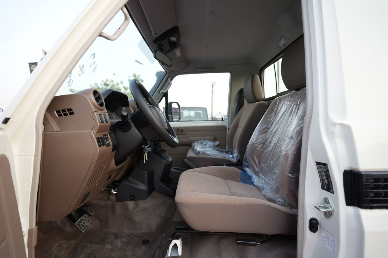 تويوتا لاند كروزر بيك أب 70 TOYOTA LC79 PICK-UP Single Cabin 2.8L 4-cylinder A/T MY26 Basic With Diff-lock