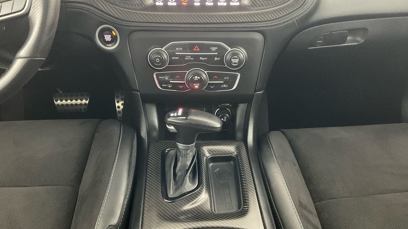 دودج تشارجر GT | upto AED 20,000 Ramadan Discount | شامل الضمان | 0 ﺪﻔﻋﺓ ﺃﻮﻟﻯ