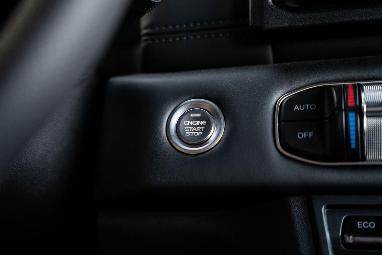 باو 212 T01 Navigator Chinese Specs 2.0L Turbo 4 Cylinders 2026 Brand New