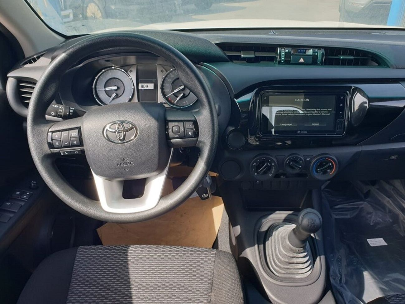 Toyota Hilux PICKUP MANUAL - 2023    (DIESEL) - BRAND NEW