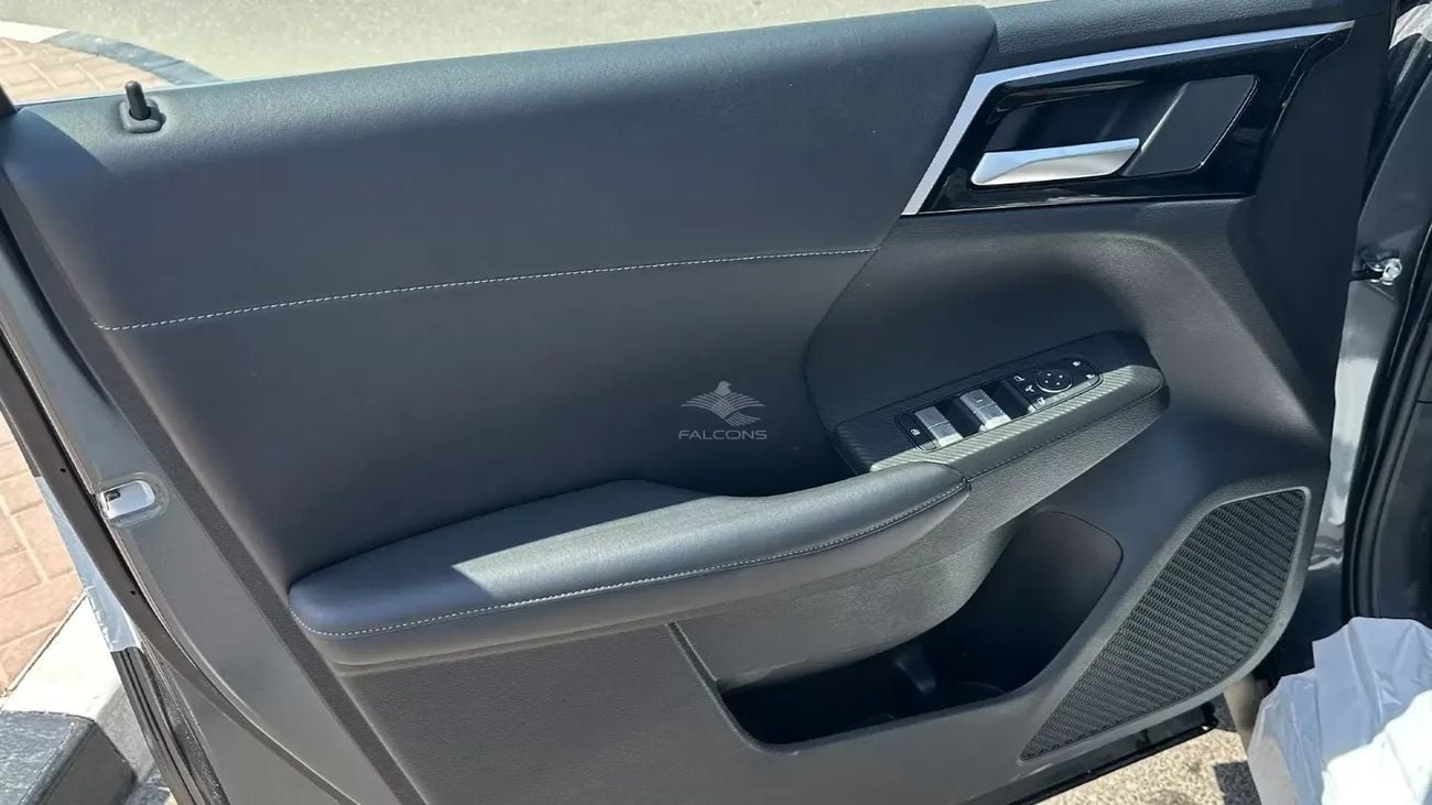 Mitsubishi Outlander Mitsubishi Outlander 2.5L 4WD MID OPTION 7-SEATER AT 2025 • Petrol • Automatic