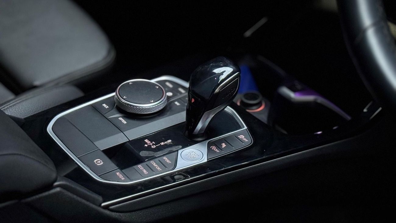 بي أم دبليو 220 M SPORT