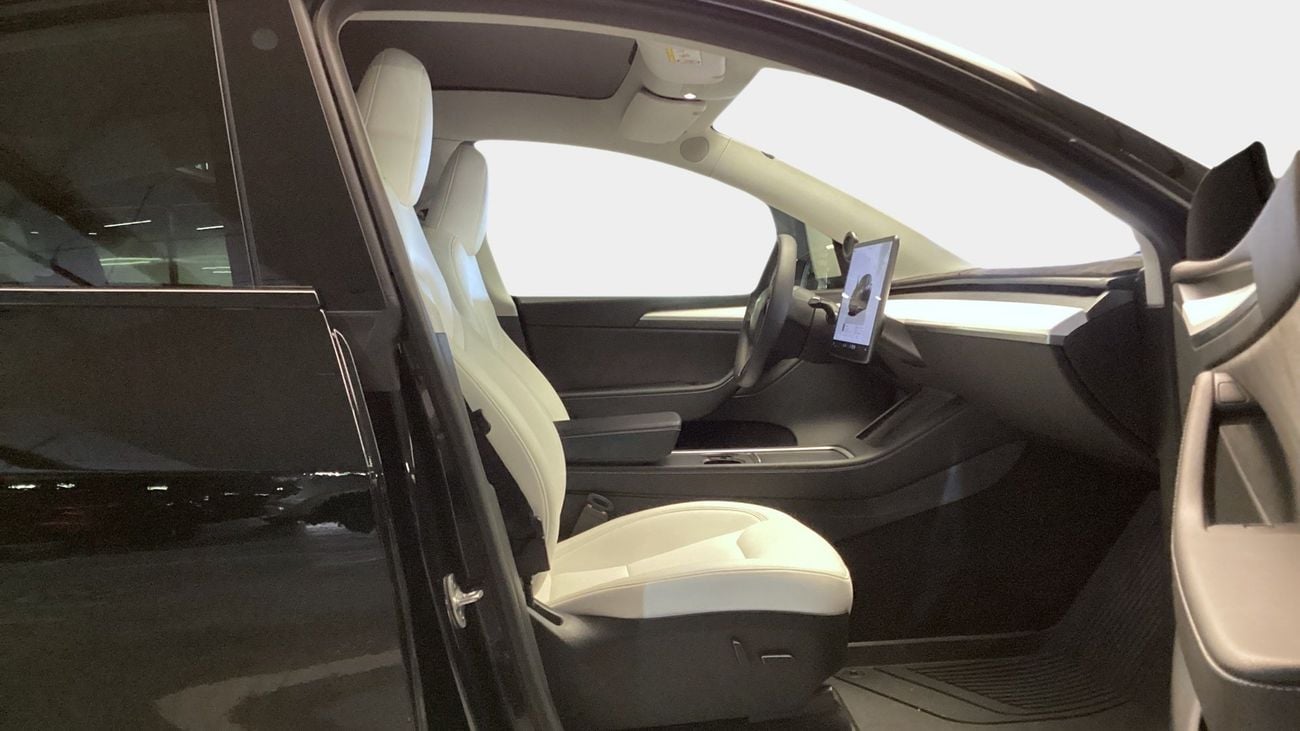 تسلا موديل Y Performance (Dual Motor) | upto AED 20,000 Ramadan Discount | شامل الضمان | 0 ﺪﻔﻋﺓ ﺃﻮﻟﻯ