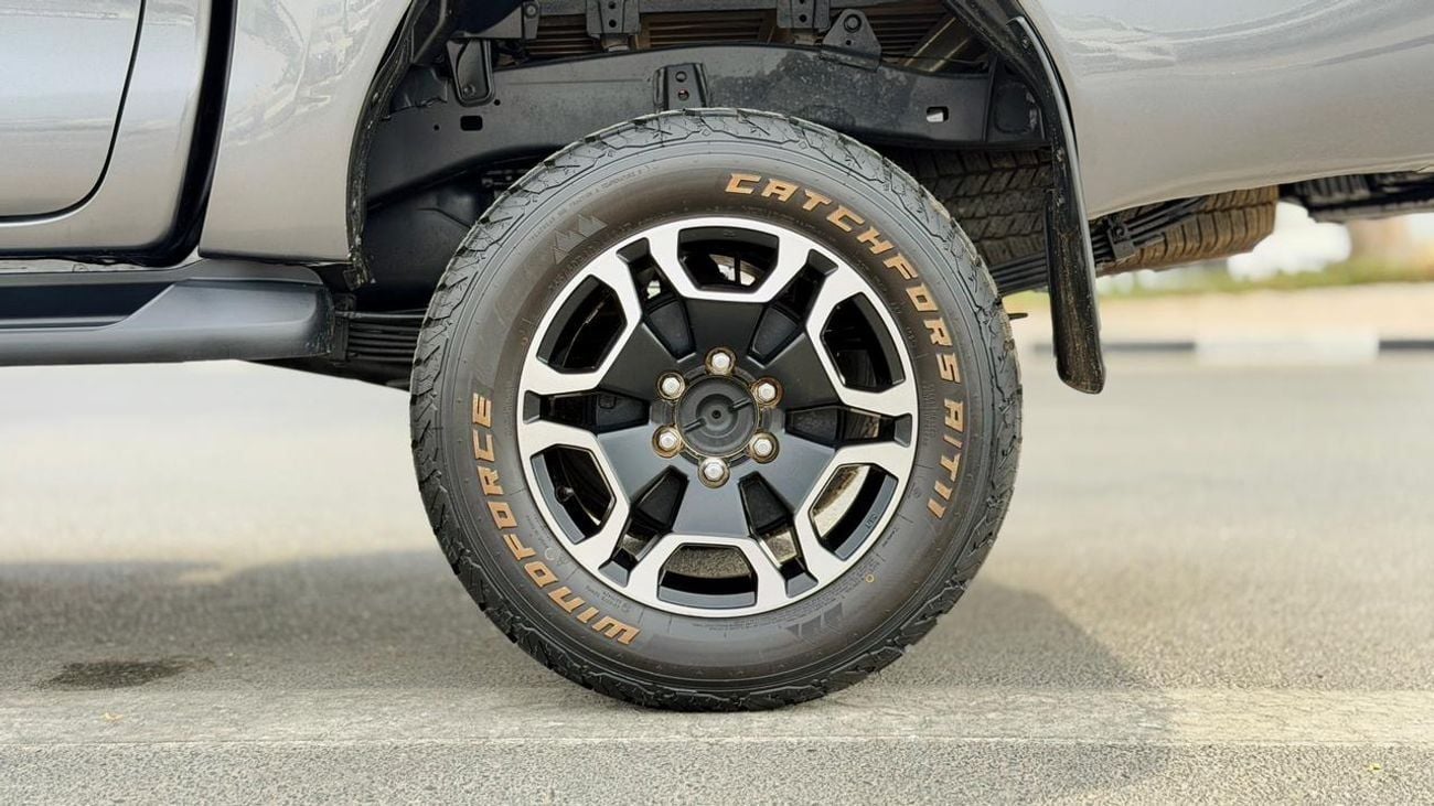 Toyota Hilux DOUBLE CABIN REVO | 2022 | 2.8L DIESEL ENGINE | RHD | AUTOMATIC TRANSMISSION | PUSH START | DIGITAL