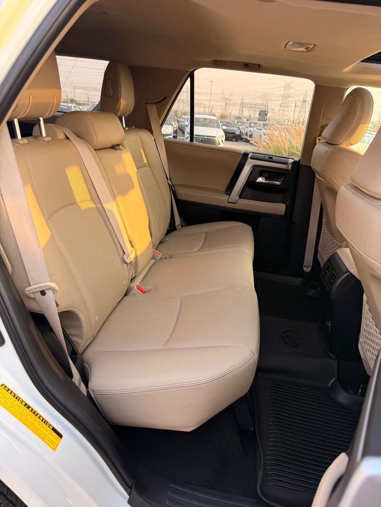 Toyota 4Runner Limited edition 2020 model leather seats, sunroof, seat cooler,heater