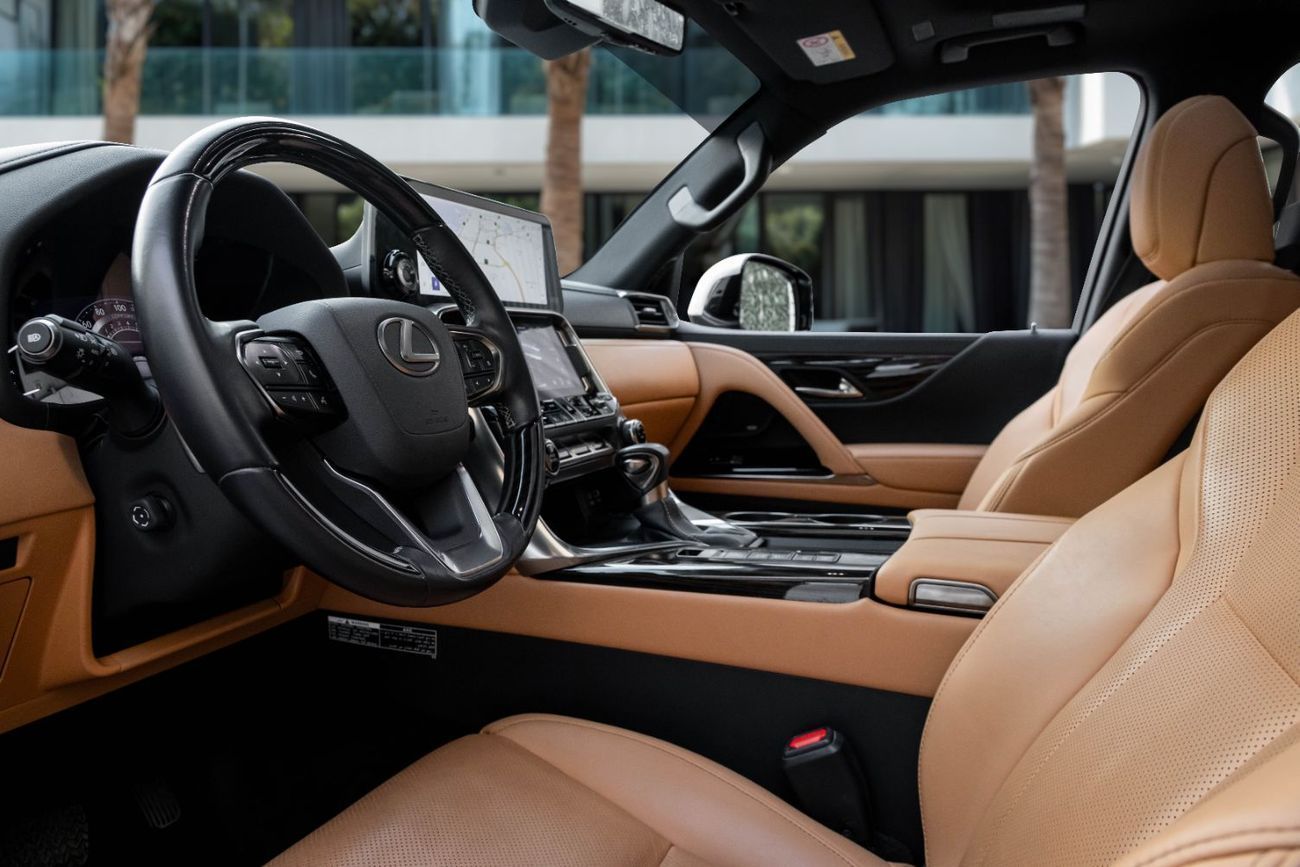 Lexus LX 600 600 Signature | 7,442 P.M  | 0% Downpayment | LOW KMS!