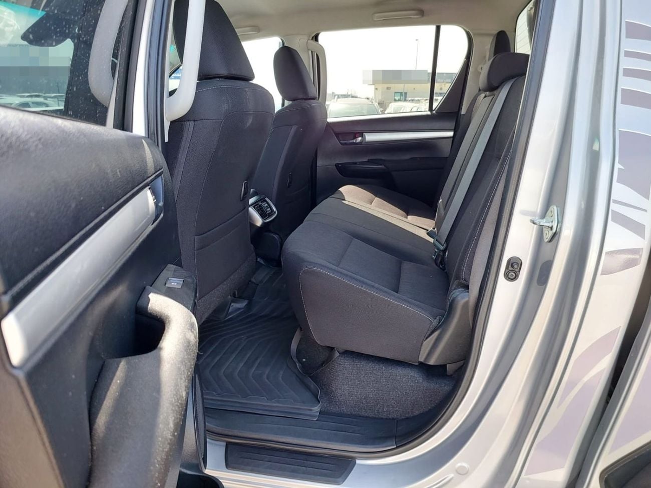 تويوتا هيلوكس GR SPORT 2022 TOYOTA HILUX PICK UP RHD DIESEL AUTOMATIC(PM58721)