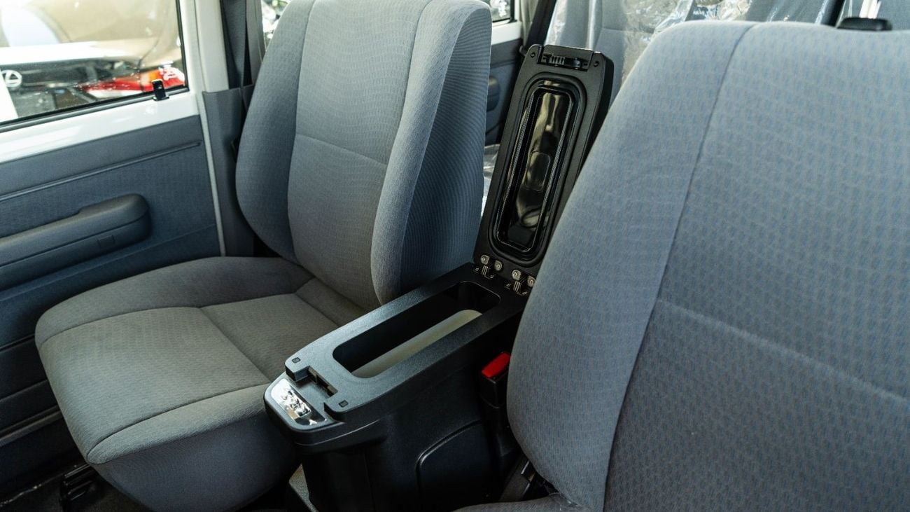 تويوتا لاند كروزر 70 LC 76 || 4.0 || MT || 2024