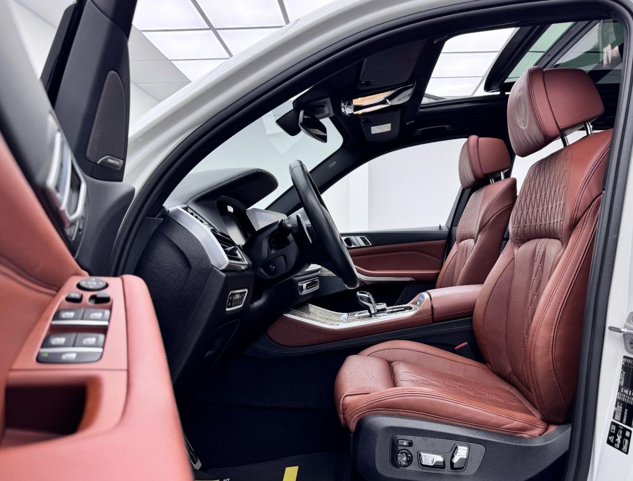 BMW X5 50i M Sport 4.4L 2019 BMW X5 xDrive50i M-Sport, Warranty, Full BMW Service History, Full Options, GC