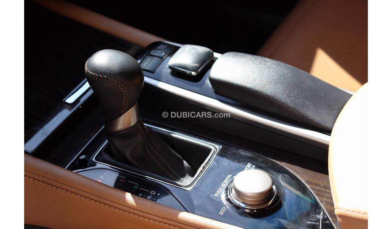 Lexus GS350 Lexus GS 350 Platinum / GCC / 2013 / 3.5L