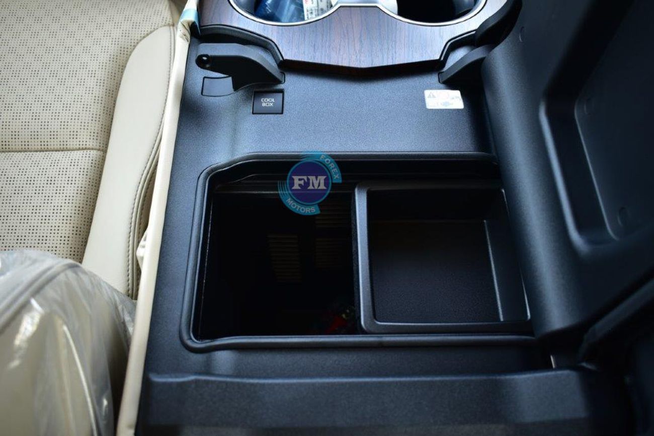 Toyota Land Cruiser 300 VXR+ V6 4.0L Petrol 4WD Automatic