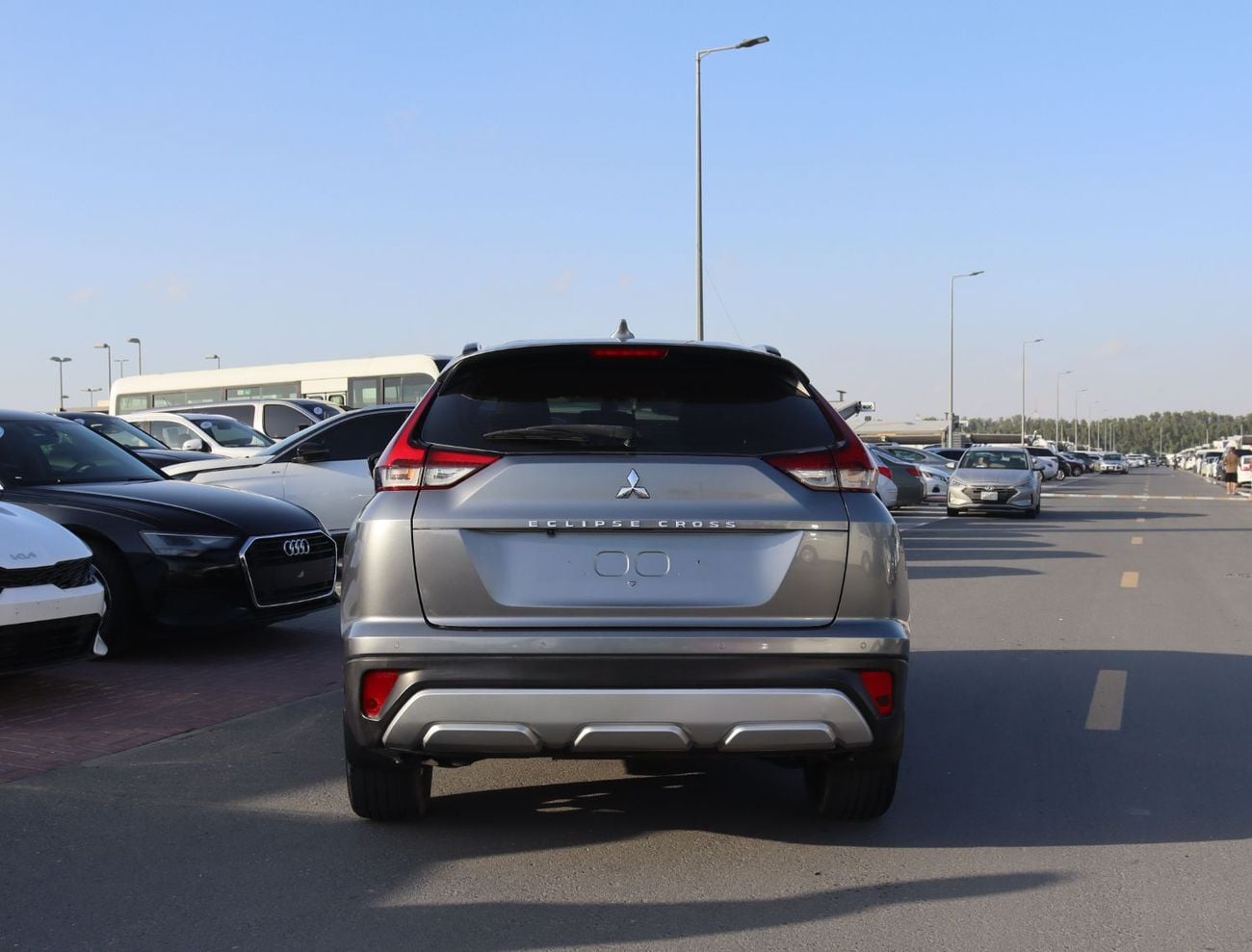 ميتسوبيشي إكلبس كروس ميتسوبيشى كلبس كرووس 2023 - خليجى - بمحرك 1.5 - بدون حوادث وبحاله ممتازه