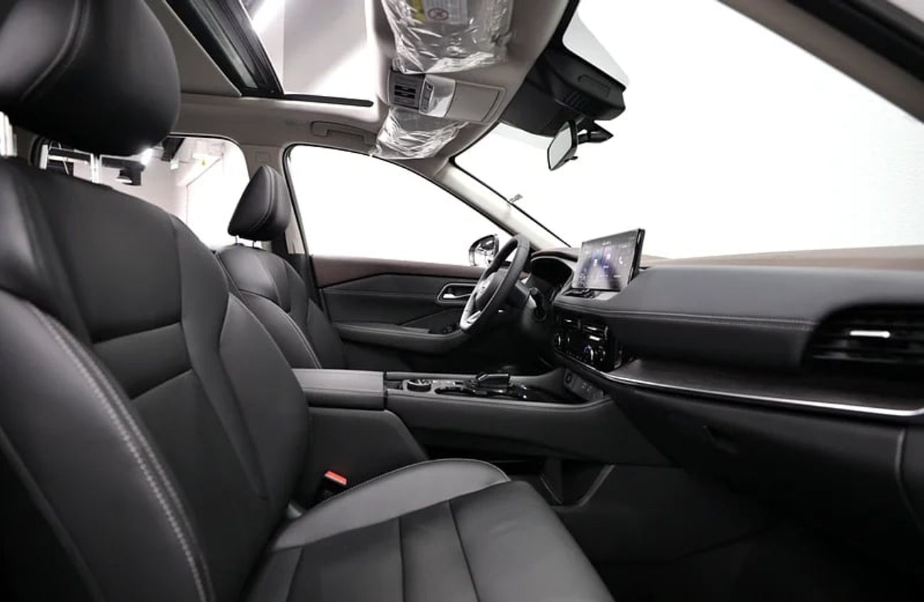 نيسان إكس تريل | Full Option | Brand | Under Warranty Till | 1,700 0% Downpayment Ref#XTrail23