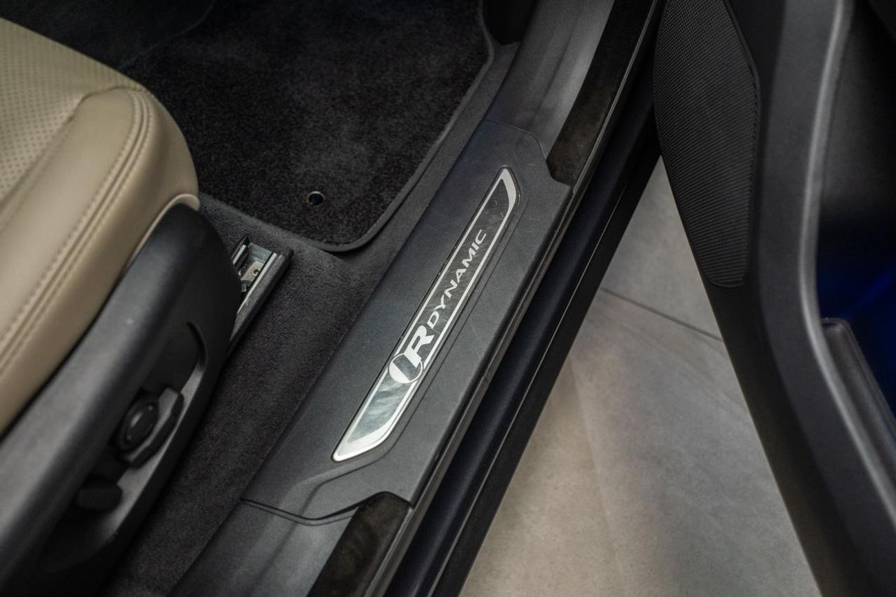 Land Rover Range Rover Velar P250 R-Dynamic SE 2.0L