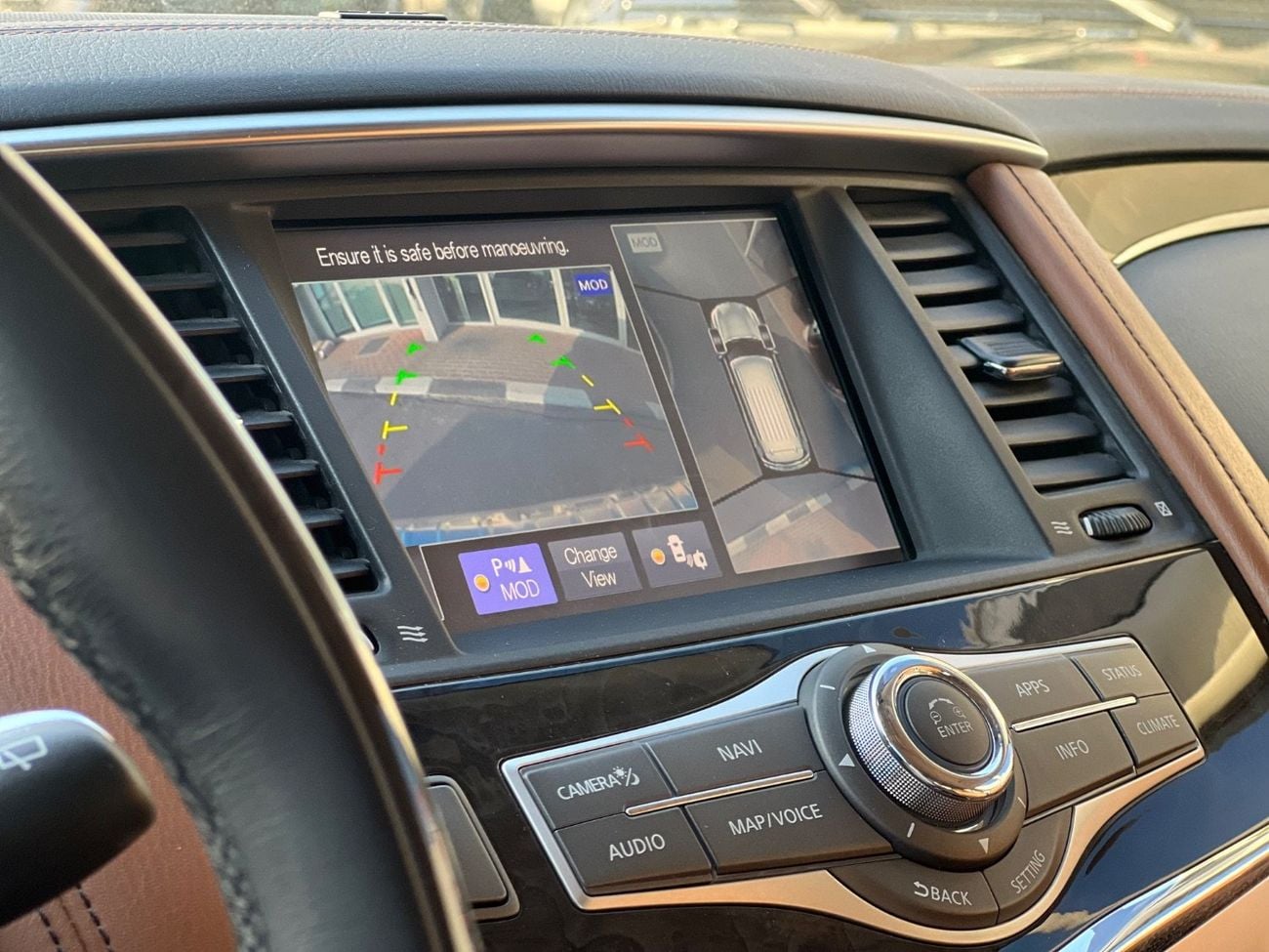 Infiniti QX80 Luxury 5.6L