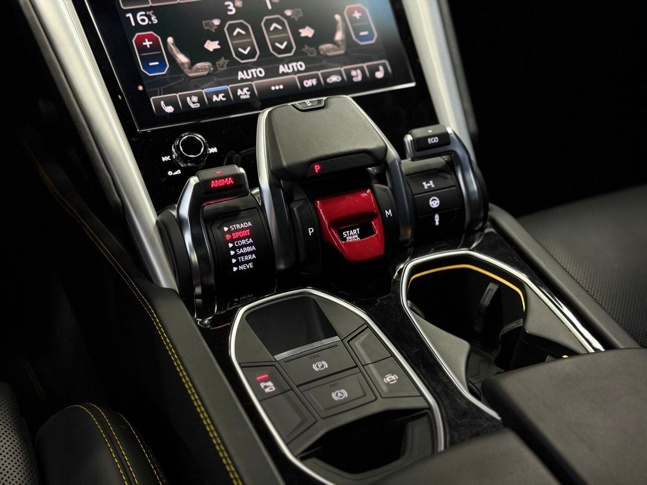 Lamborghini Urus STD 4.0T V8