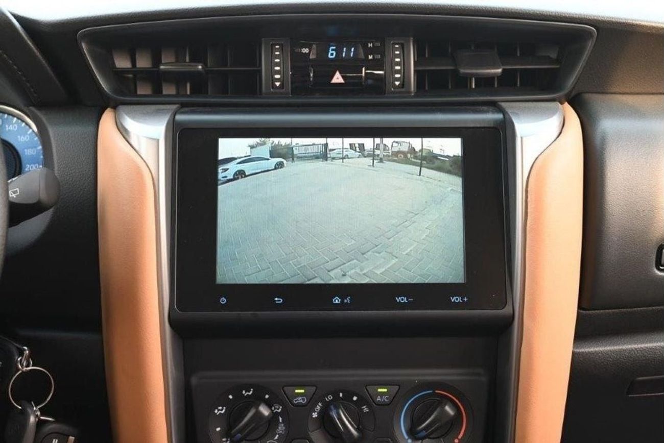 تويوتا فورتونر GXR 2.4L Diesel 4WD 7 Seat Automatic