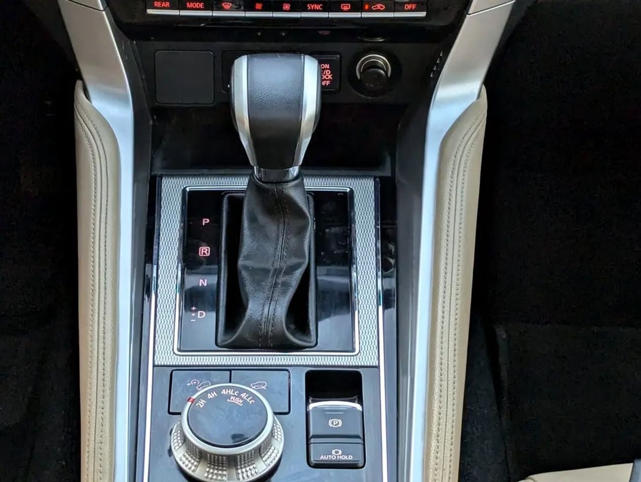 Mitsubishi Montero Sport GLS PREMIUM GLS TOP LINE FULL OPTION GCC IN EXCELLENT CONDITION