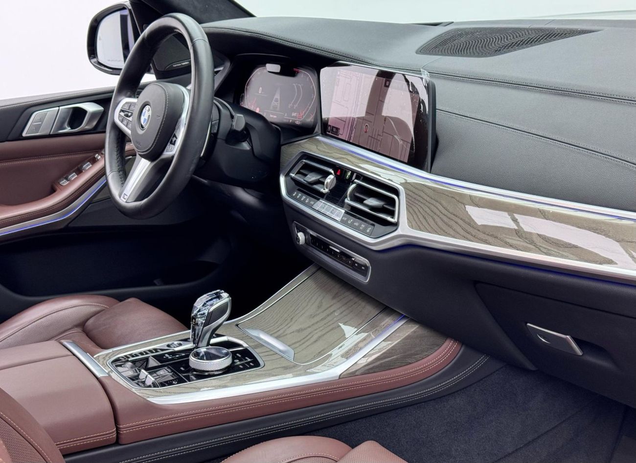 بي أم دبليو X7 XDrive40i 3.0L 2020 BMW X7 xDrive40i M-Sport, 2026 BMW Warranty + Service Pack, 7 Seater, Excellent 