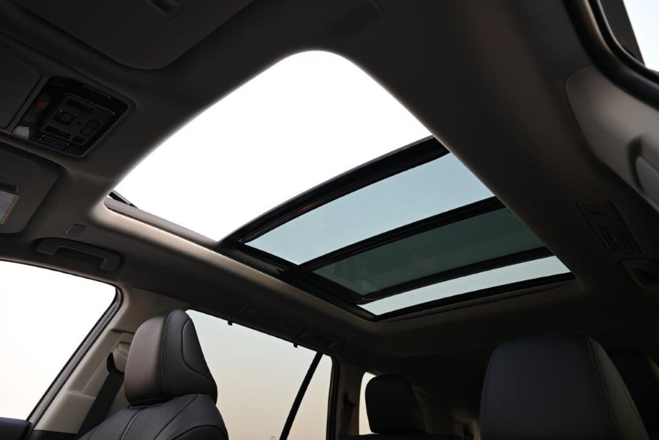 تويوتا جراند هايلاندر Limited  2.4L Petrol 7-Seater Automatic