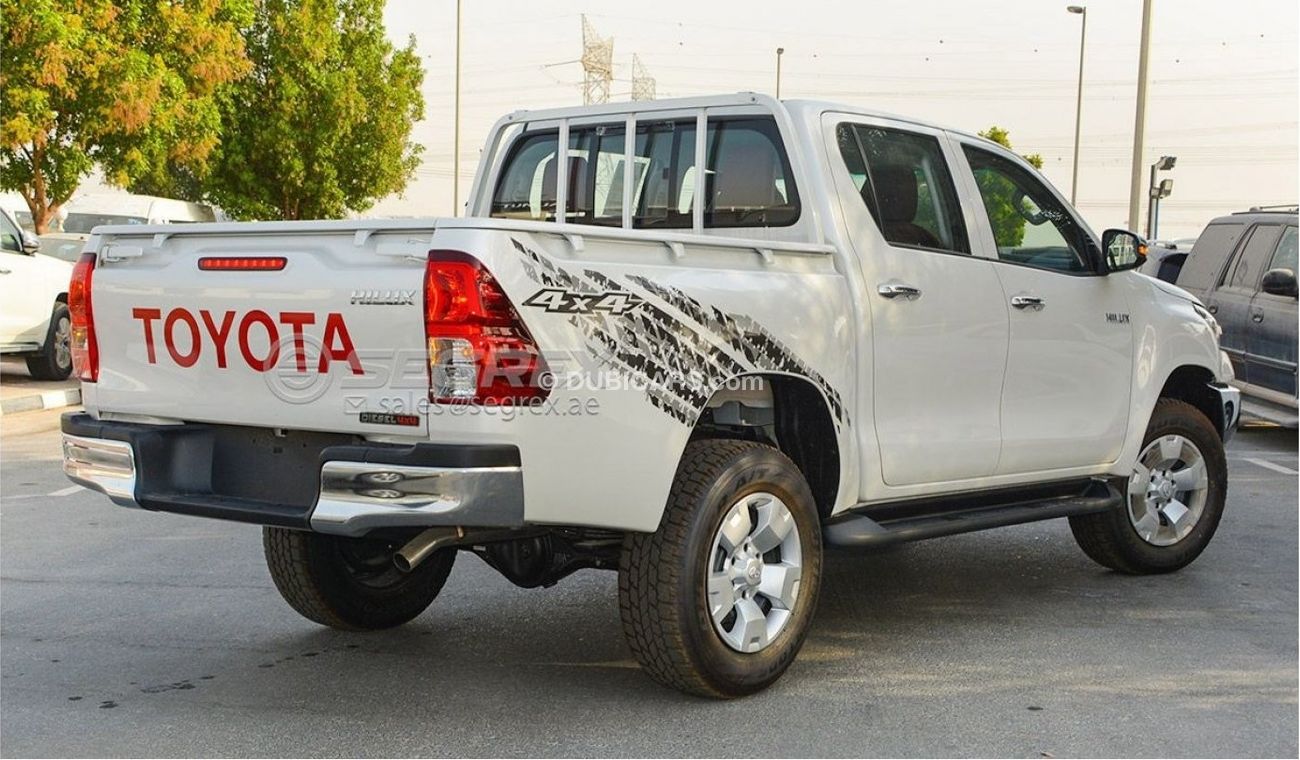 Toyota Hilux DC DIESEL 2.4L 4x4 STD 6MT STEEL WIDE, AC, LED FOG