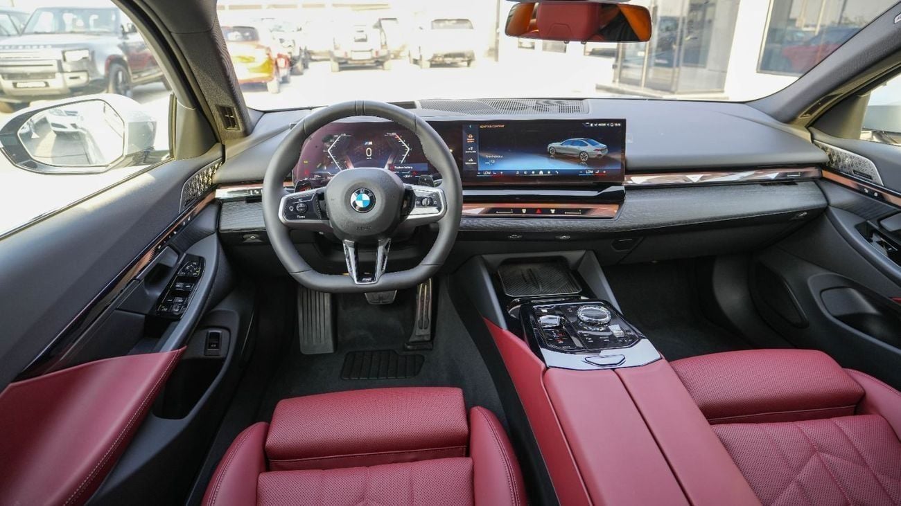 بي أم دبليو 530i 530i M-SPORT PRO GREY 2026MY EXPORT PRICE