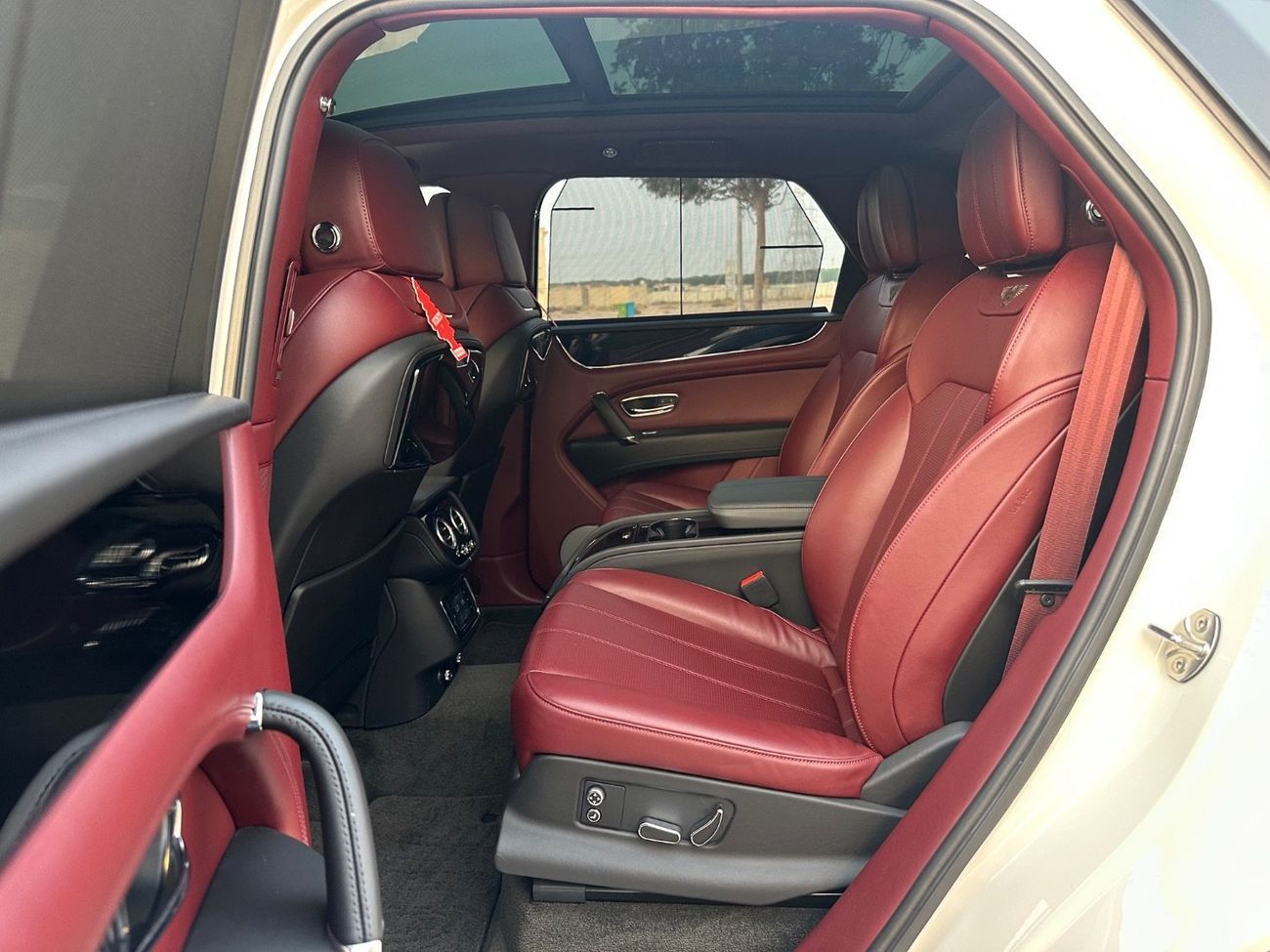 بنتلي بينتايجا Bentayga 4.0T