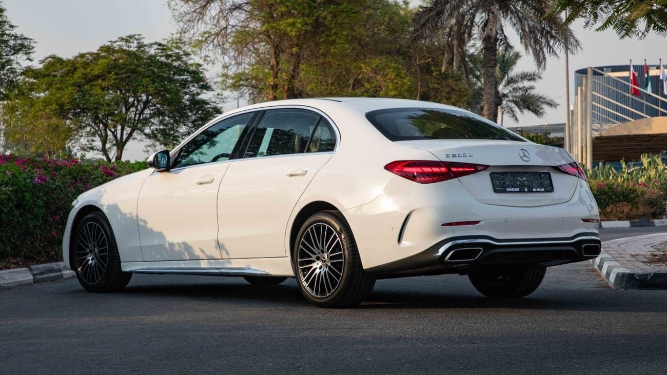 مرسيدس بنز C 200 L 2025 | For Local Registration +10%
