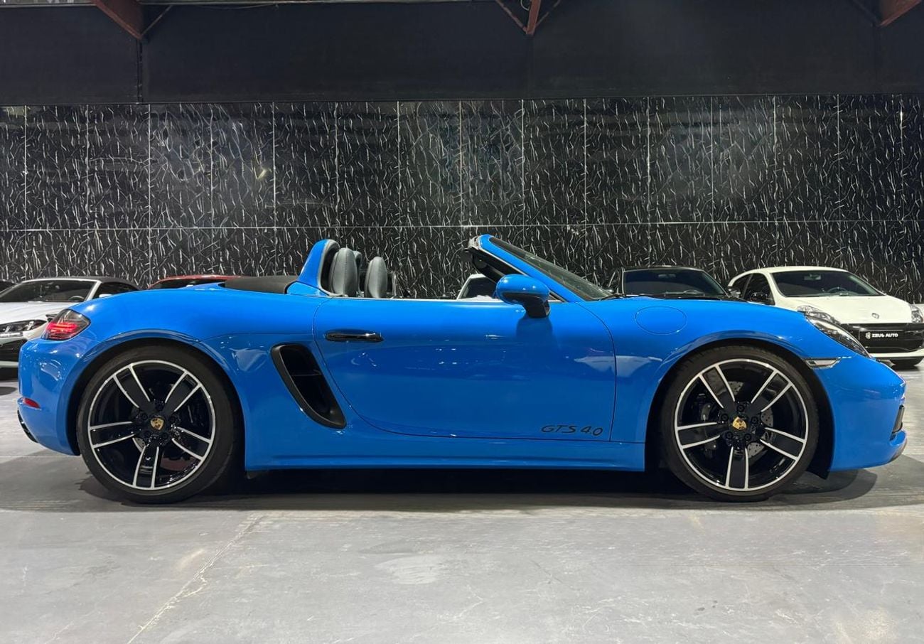 Porsche 718 Boxster GTS 4.0L A/T