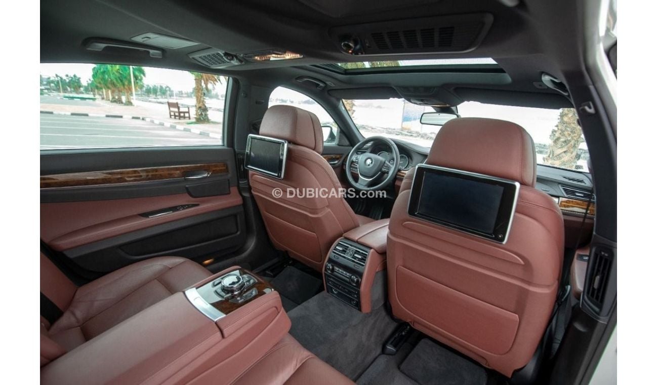 بي أم دبليو 740Li بي أم دبليو 740 Li خليجي 6 سلندر كامل المواصفات