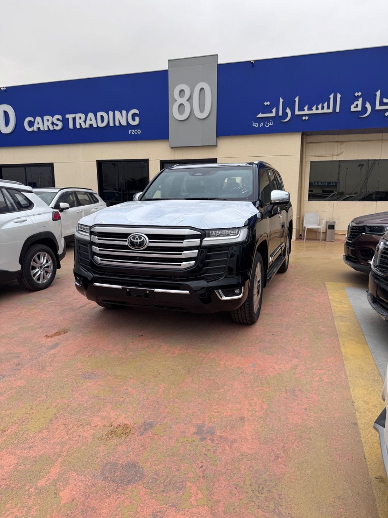 تويوتا لاند كروزر VXR