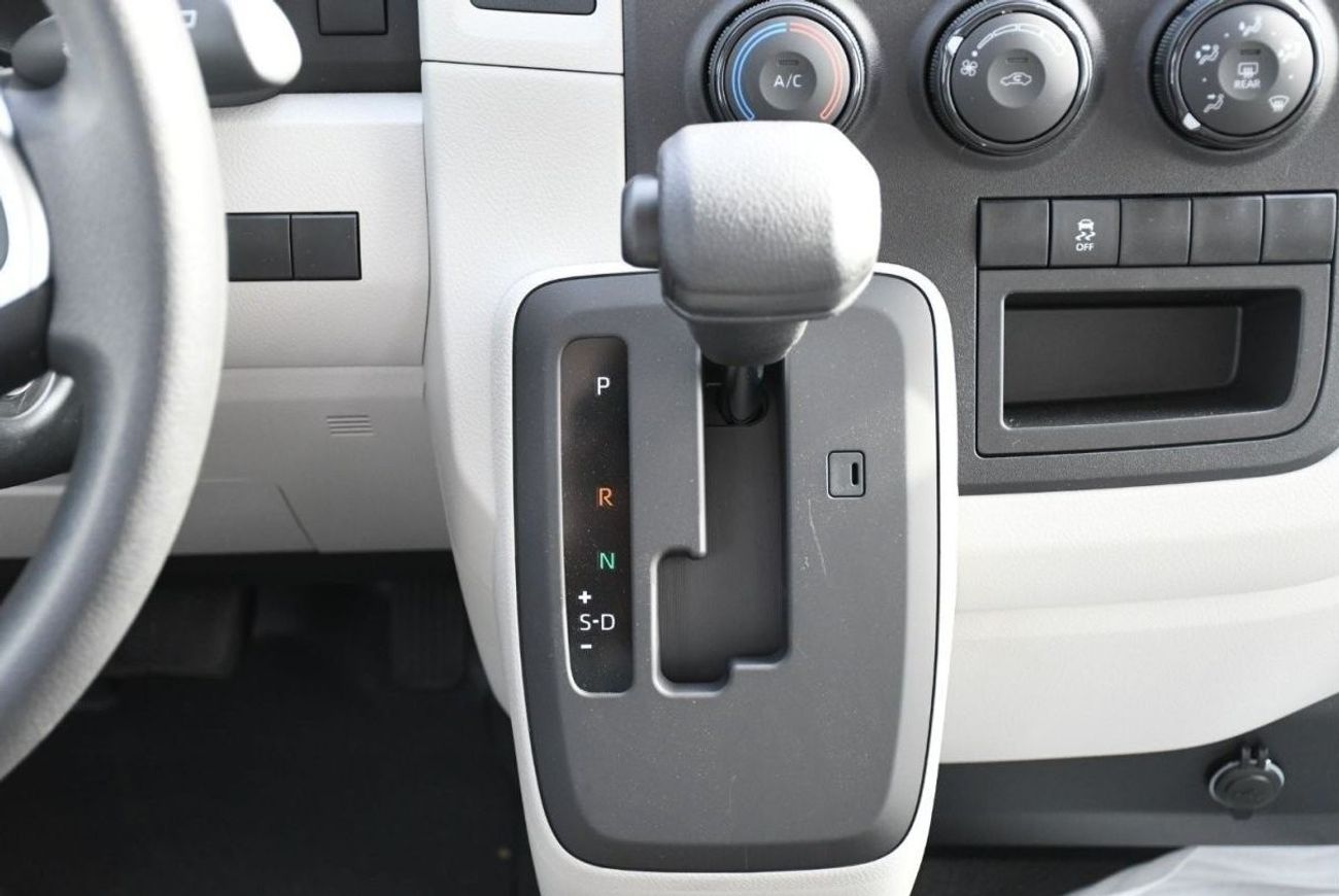 تويوتا هاياس 2025 Toyota HiAce 3.5L V6 Automatic  (CARGO)