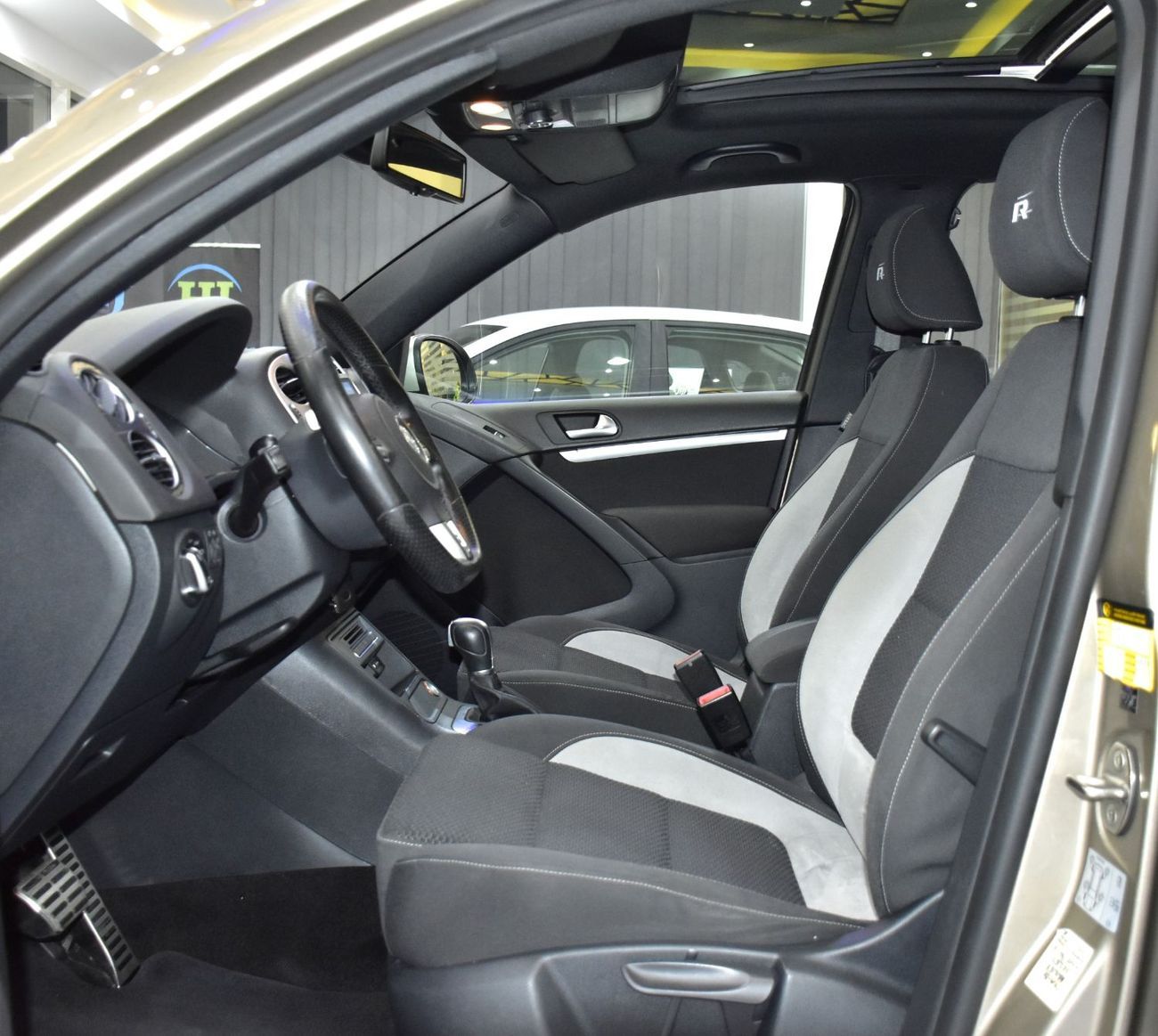 Volkswagen Tiguan EXCELLENT DEAL for our Volkswagen Tiguan R-Line ( 2016 Model ) in Beige Color GCC Specs