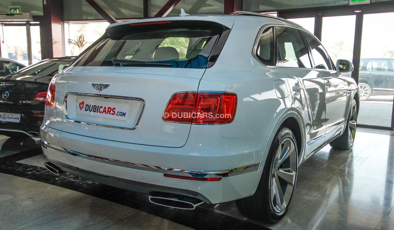 Bentley Bentayga 5 years warranty And service contract