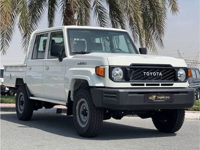 تويوتا لاند كروزر بيك آب LC79، محرك 4.2 لتر V6 ديزل، ناقل حركة يدوي // 2025 // خيار قياسي مع نوافذ كهربائية // عرض خاص // من 